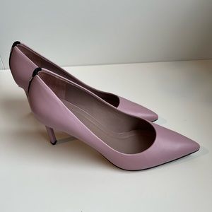 Vero Cuoio Purple Pointed Toe Heels